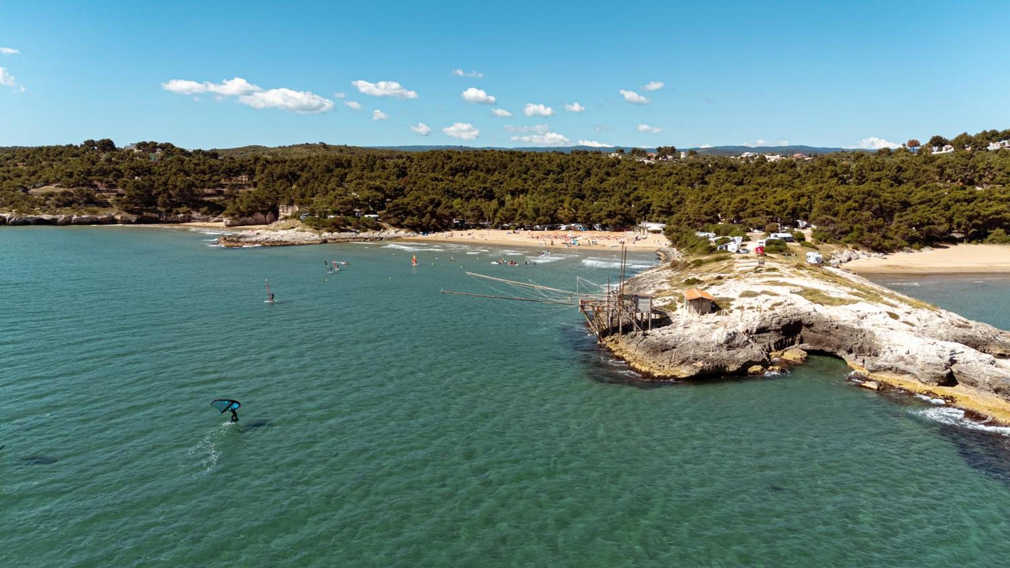 Villaggio Camping Punta Lunga Вьесте Экстерьер фото