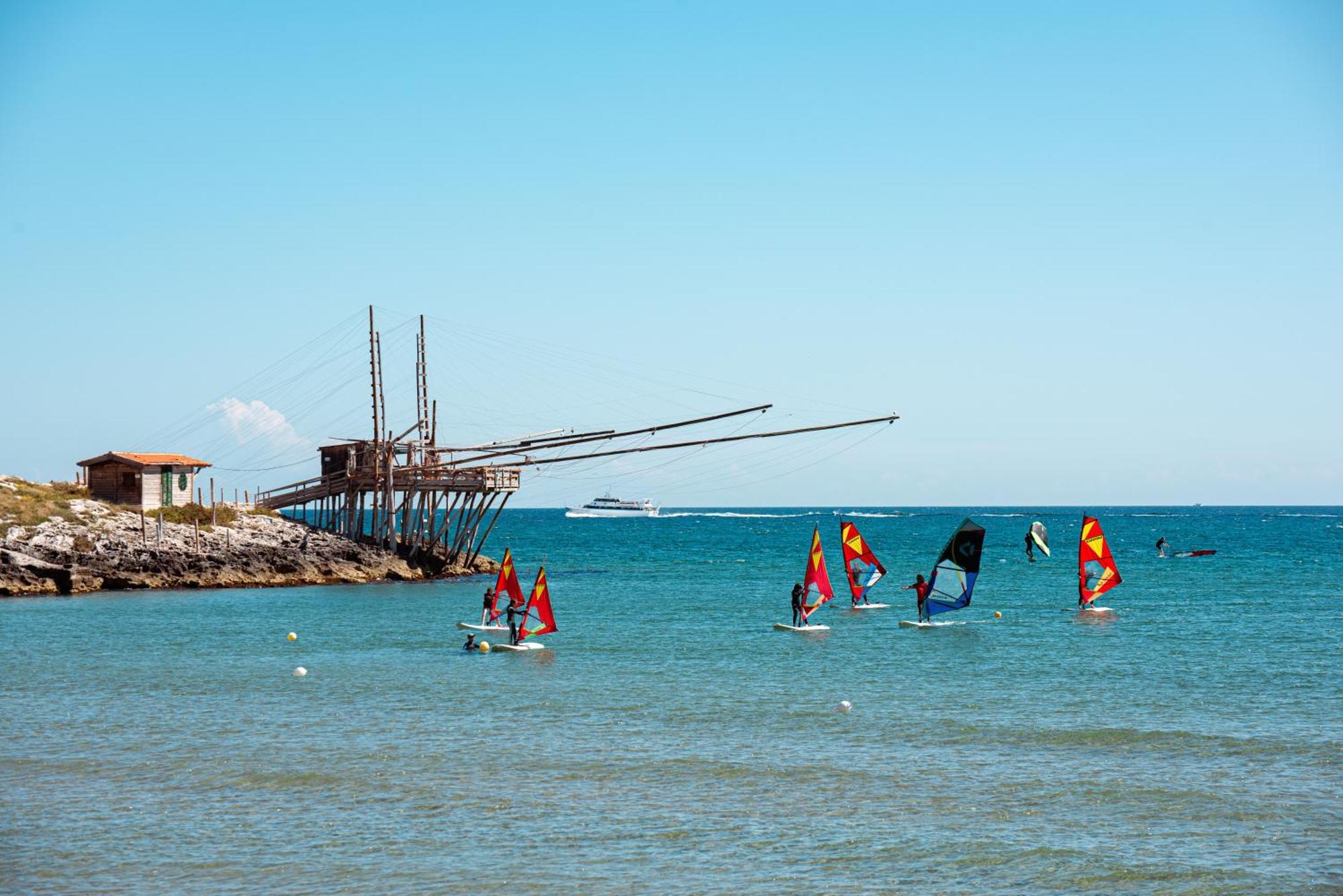 Villaggio Camping Punta Lunga Вьесте Экстерьер фото