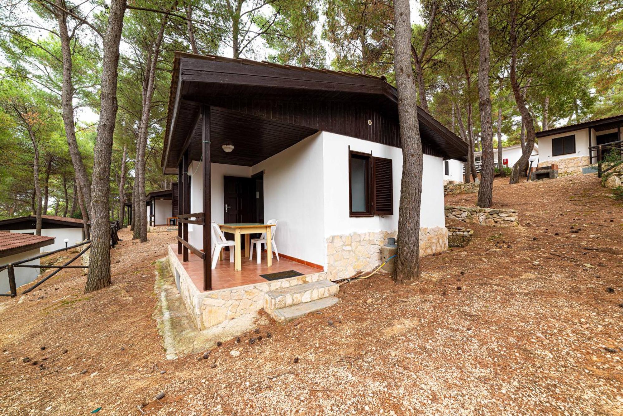 Villaggio Camping Punta Lunga Вьесте Экстерьер фото