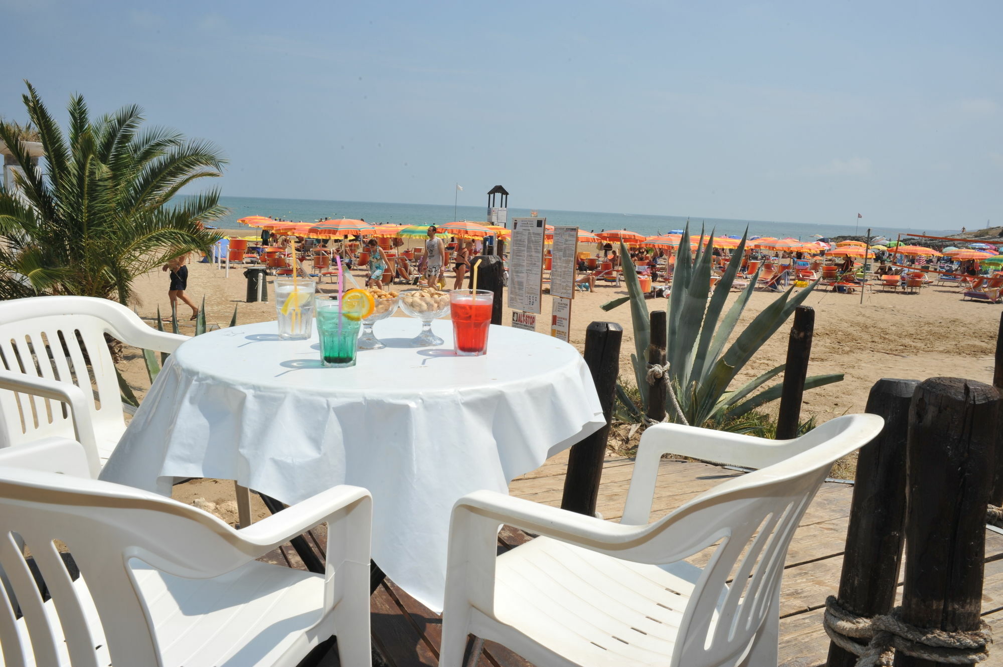 Villaggio Camping Punta Lunga Вьесте Экстерьер фото